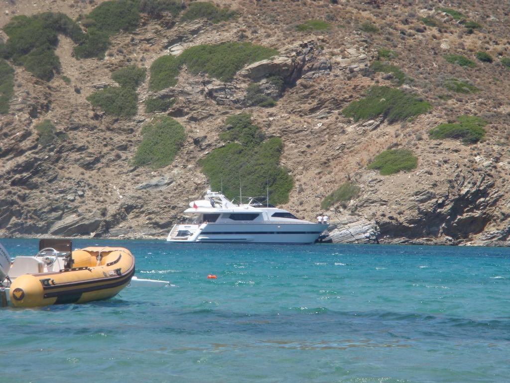 Villa Pergola Andros *
